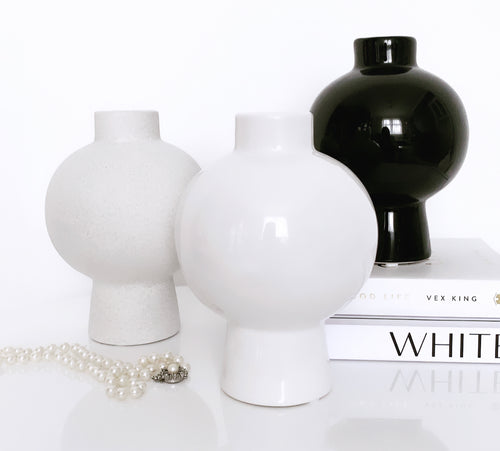 Daisy Blue Home Fragrance Juno Vase with a sleek, modern ceramic design and a neutral finish, suitable for decorative arrangements